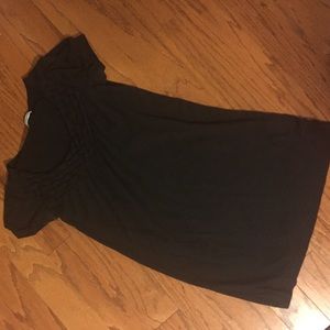 Black tunic shirt.