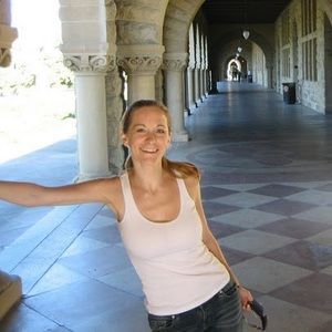 Meet your Posher, April