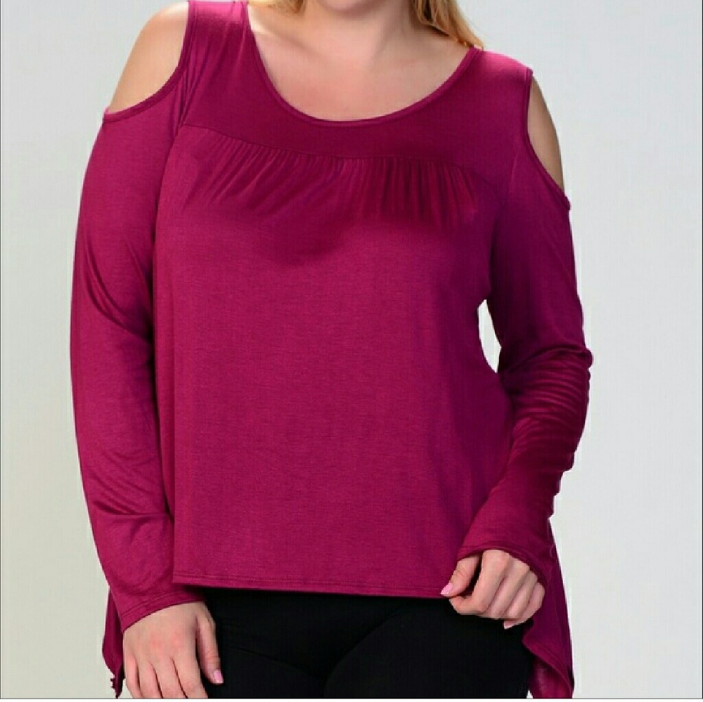 Cut Out Side Tail Top