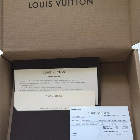 ❌SOLD!!❌ Authentic Louis Vuitton Compact Wallet - Picture 4 of 4