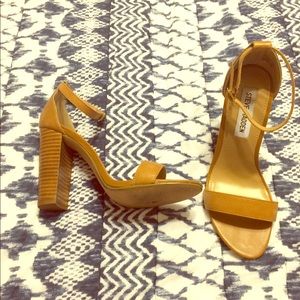 Steve Madden camel strappy 4" heels
