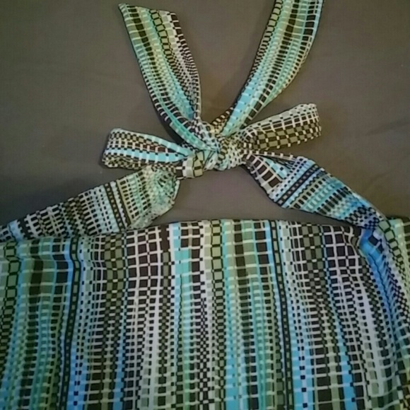 Cute Backless Top - Picture 2 of 3