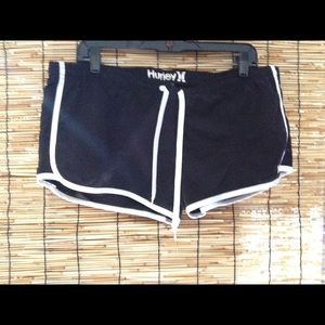 Hurley black board short (new)