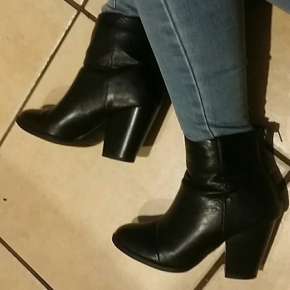 Chunky heel ankle booties