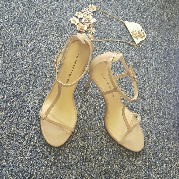 ❣FINAL PRICE DROP Chinese Laundry T-Strap Heels - Picture 2 of 3