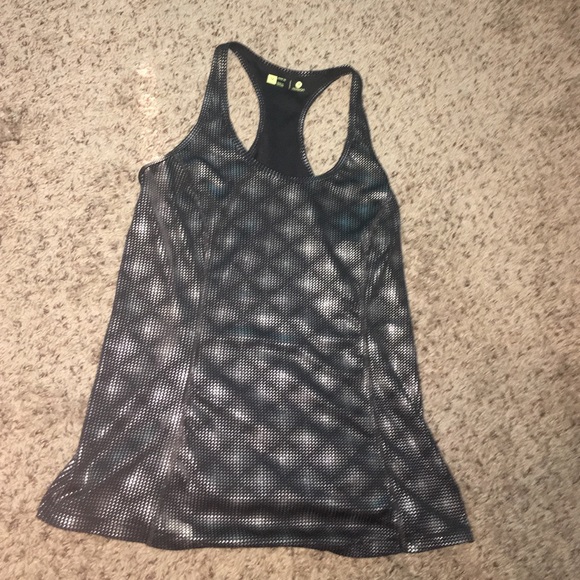 XERSION work out tank!