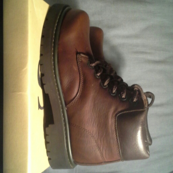 Bass Scottsdale Dark Brown Boots