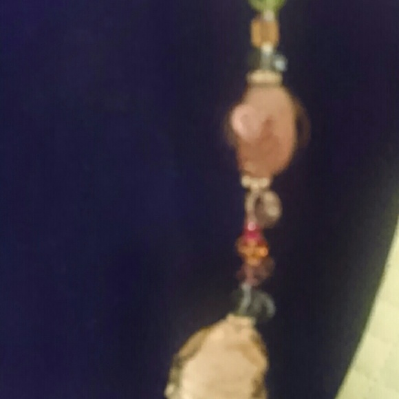 BEAUTIFUL HAND PAINTED BEADED NECKLACE - Picture 3 of 3