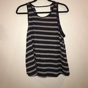 old navy tank