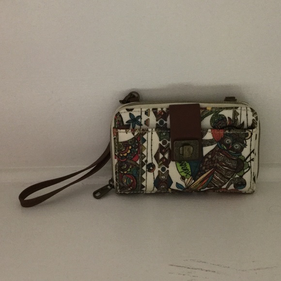 SAKROOTS wristlet