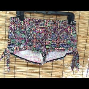 O'Neil shorts with tie sides (new)