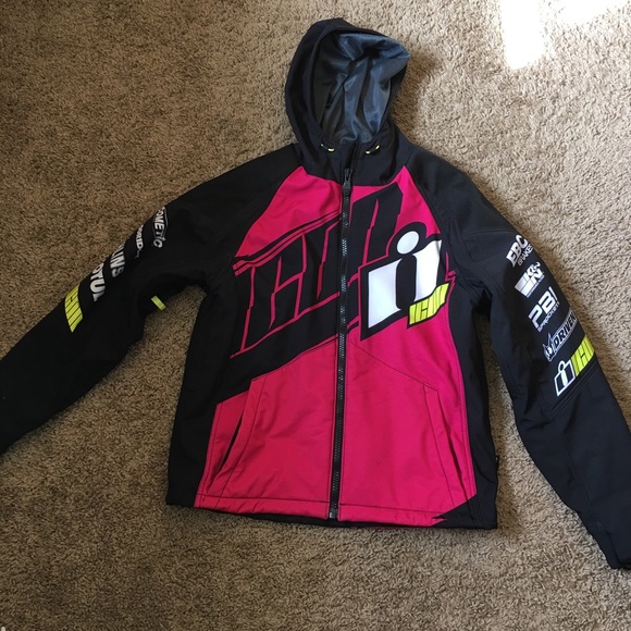 Motorcycle jacket