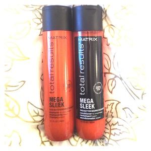 ✨MATRIX✨ MEGA SLEEK SHAMPOO AND CONDITIONER💁🏻!!