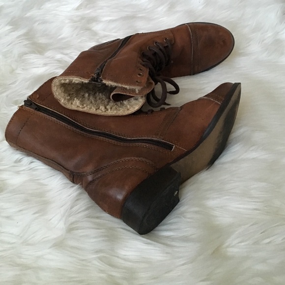 Steve Madden Brown Military Boots - Picture 2 of 2