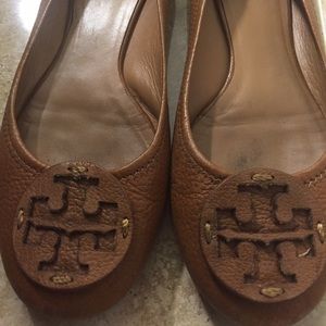 Tory Burch Pebbled Reva Flats