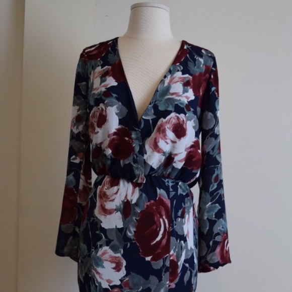 Dresses & Skirts - Long flower dress