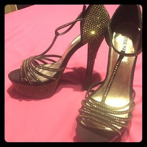 Steve Madden black heels with golden rhinestones!