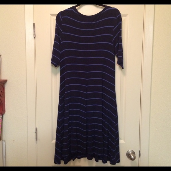 Blue striped old navy maternity dress - Picture 2 of 2