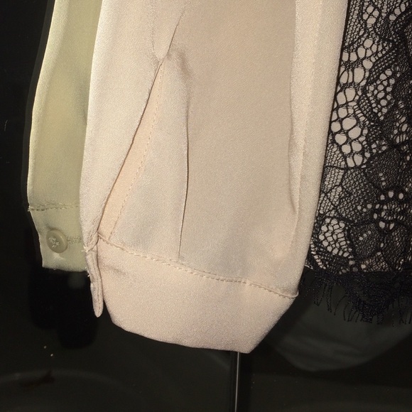 Blouse - Picture 3 of 3