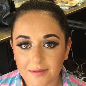 Meet your Posher, Sherry