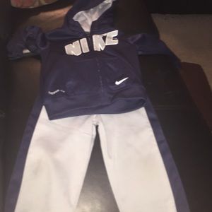 Super cute Navy Blue & Grey Nike Jogging suit!