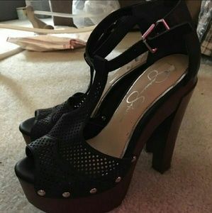 Jessica Simpson heels