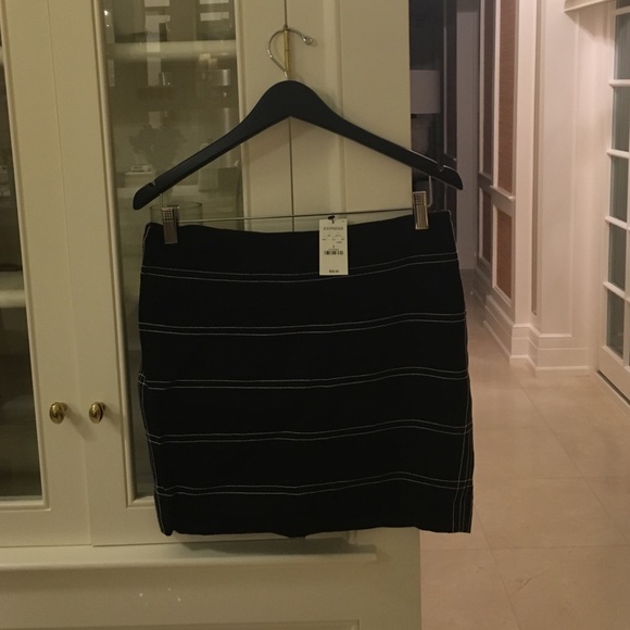 Express skirt - Picture 3 of 3