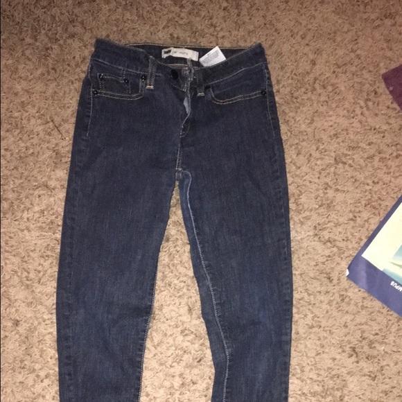 Levi's high waisted jeans!
