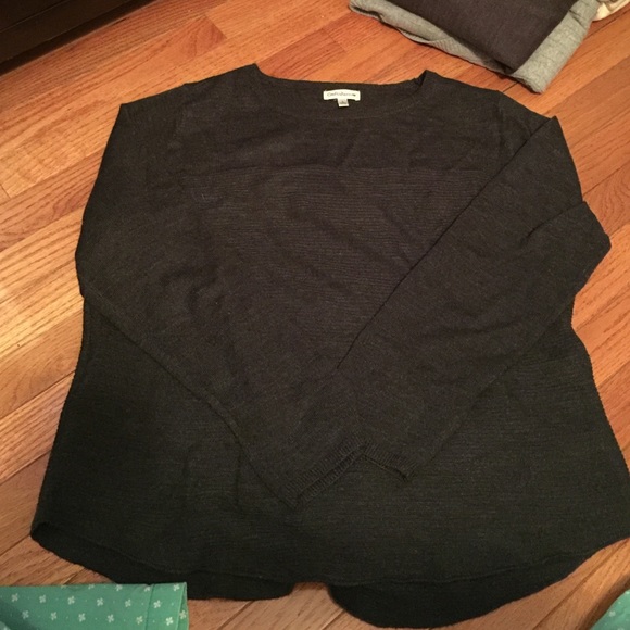 Sweater - Picture 1 of 2
