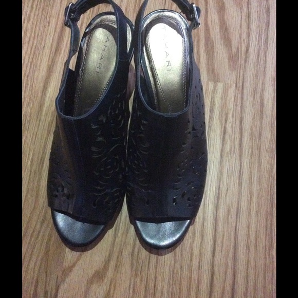 đź’ŁTAHARI Sandals - Picture 2 of 4