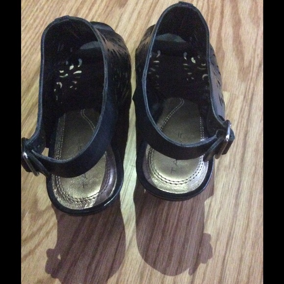 đź’ŁTAHARI Sandals - Picture 4 of 4
