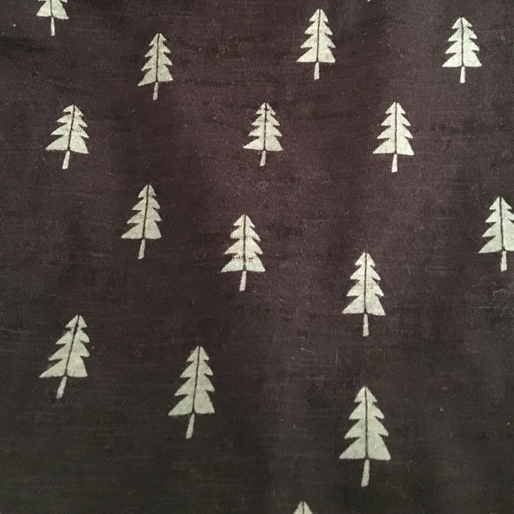 Aeropostale Dark Blue Long Sleeve - Picture 3 of 3