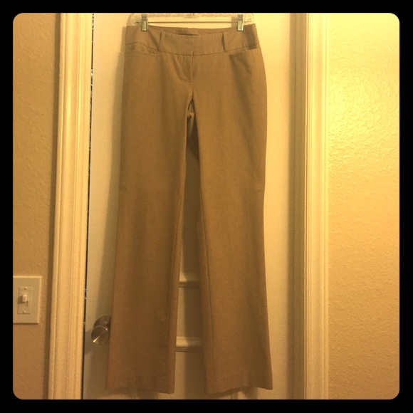 MOVING SALE🎉 The Limited Tan Dress Pants Size 6R