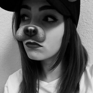 Meet your Posher, April