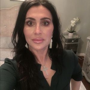 Meet your Posher, Patpresti@yahoo.com