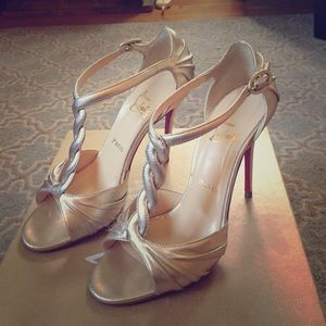 💋👠PRICED TO SELL!!! Christian Louboutin heels