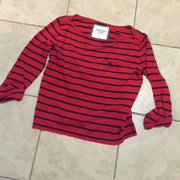 Abercrombie & Fitch Tops - Brand new Abercrombie small striped pocket tee