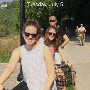 Meet your Posher, Jami