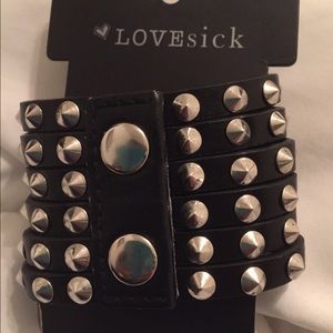 NEW Hot Topic Lovesick studded snap bracelet cuff