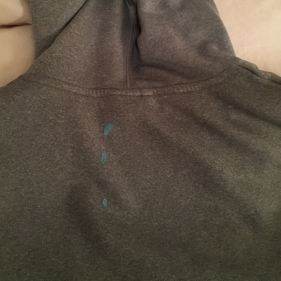 Women's Under Armour Sweater - Picture 3 of 4