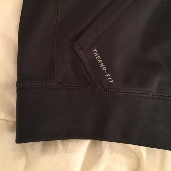 NFL Redskins Nike Hoodie - Picture 3 of 4