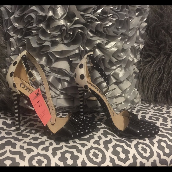 Trendy polka dot and stripped shoes