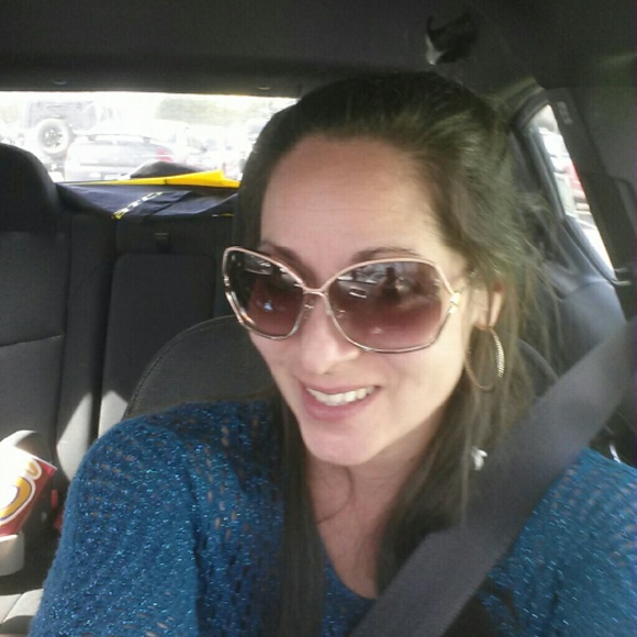 Meet your Posher, Sammy jo - Picture 2 of 3