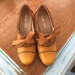 Modcloth Chelsea Crew heels- Gold/ Mustard