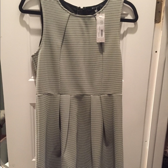 Cute packable dress.