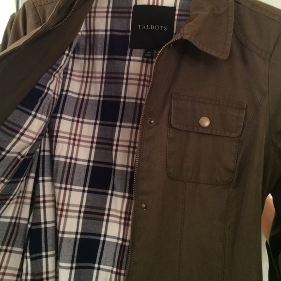 Coat - Picture 2 of 4