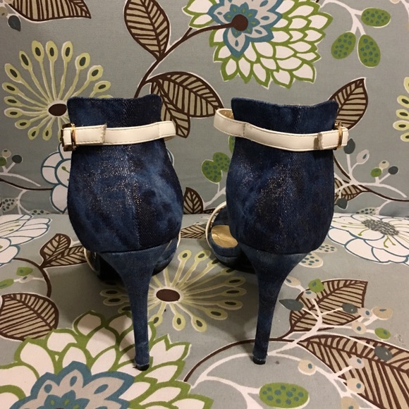 🎉heels🎉 - Picture 2 of 4