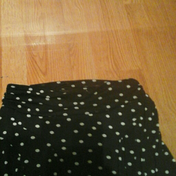Skirt - Picture 2 of 2