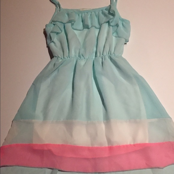 Beautiful hi lo style chiffon dress