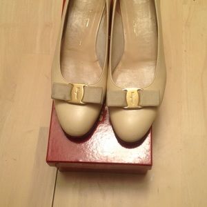 Salvatore Ferragamo Cream Shoes